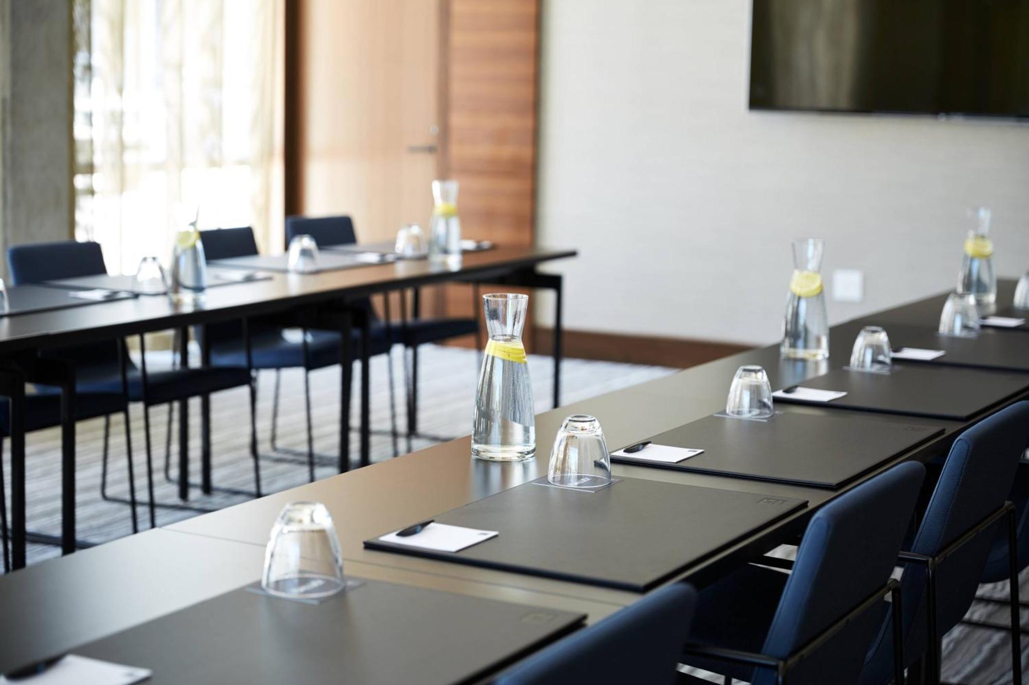 Ac Hotel By Marriott Phoenix Tempe/Downtown Extérieur photo