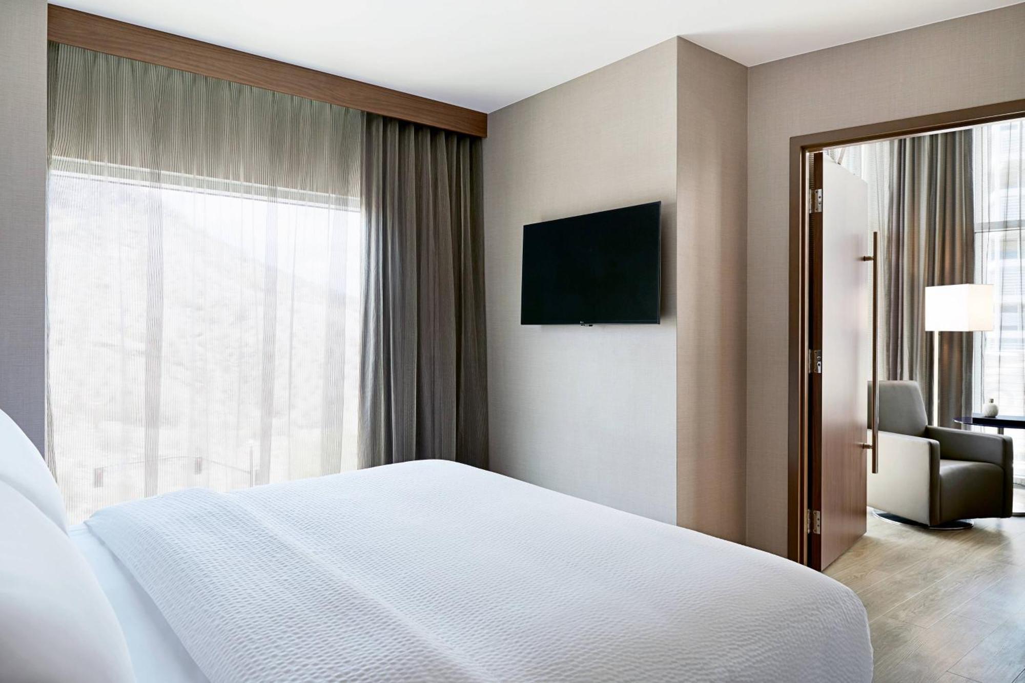 Ac Hotel By Marriott Phoenix Tempe/Downtown Extérieur photo